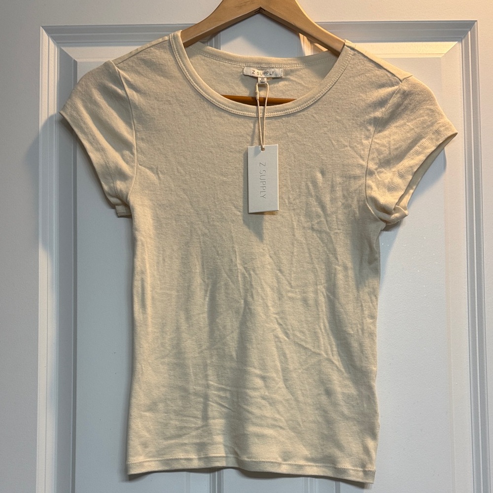 NWT Z Supply 90’s baby tee. Size XS